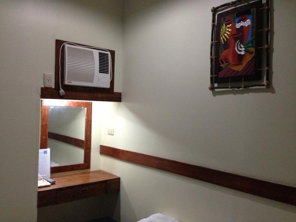 Qm Pension House Tagbilaran Eksteriør bilde
