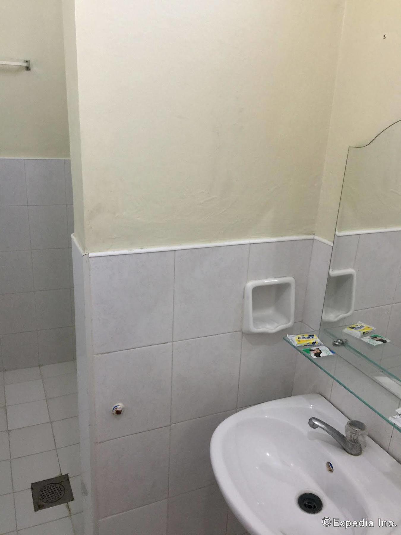 Qm Pension House Tagbilaran Eksteriør bilde